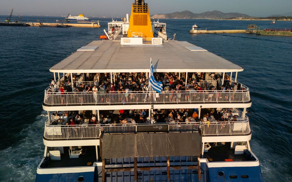 «Αναζήτηση πάρκινγκ στην Αθήνα: 35ος γύρος στο ίδιο τετράγωνο»